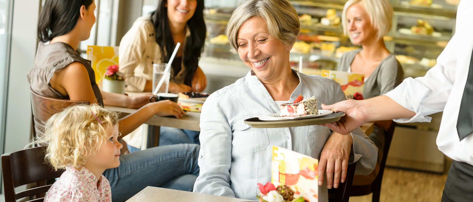 Grandmother and grandchild waiting cake order cafe dessert waiter plate Schlagwort(e): adult, aged, appetite, bakery, bakeshop, bringing, cafe, cafeteria, cake, caucasian, cheerful, cheesecake, child, craving, dessert, diner, elderly, food, glad, grandchild, grandmother, grandparent, happiness, happy, holding, horizontal, joy, joyful, kid, lifestyle, order, patient, plate, relaxing, restaurant, senior, service, serving, sitting, smiling, table, waiter, waiting, wanting, woman, bakery, cafe, cafeteria, cake, child, dessert, grandchild, grandmother, grandparent, lifestyle, relaxing, restaurant, senior, waiter, adult, aged, appetite, bakeshop, bringing, caucasian, cheerful, cheesecake, craving, diner, elderly, food, glad, happiness, happy, holding, horizontal, joy, joyful, kid, order, patient, plate, service, serving, sitting, smiling, table, waiting, wanting, woman
