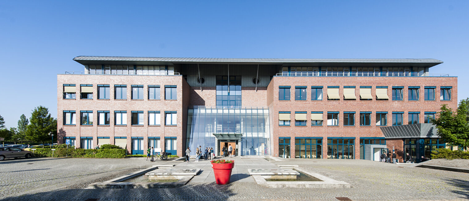 Bildungs- und Technologiezentrum Schwerin, Werkstraße 600, Bildungszentrum, Weiterbildung, Ausbildung, Meisterausbildung, Meisterschule
