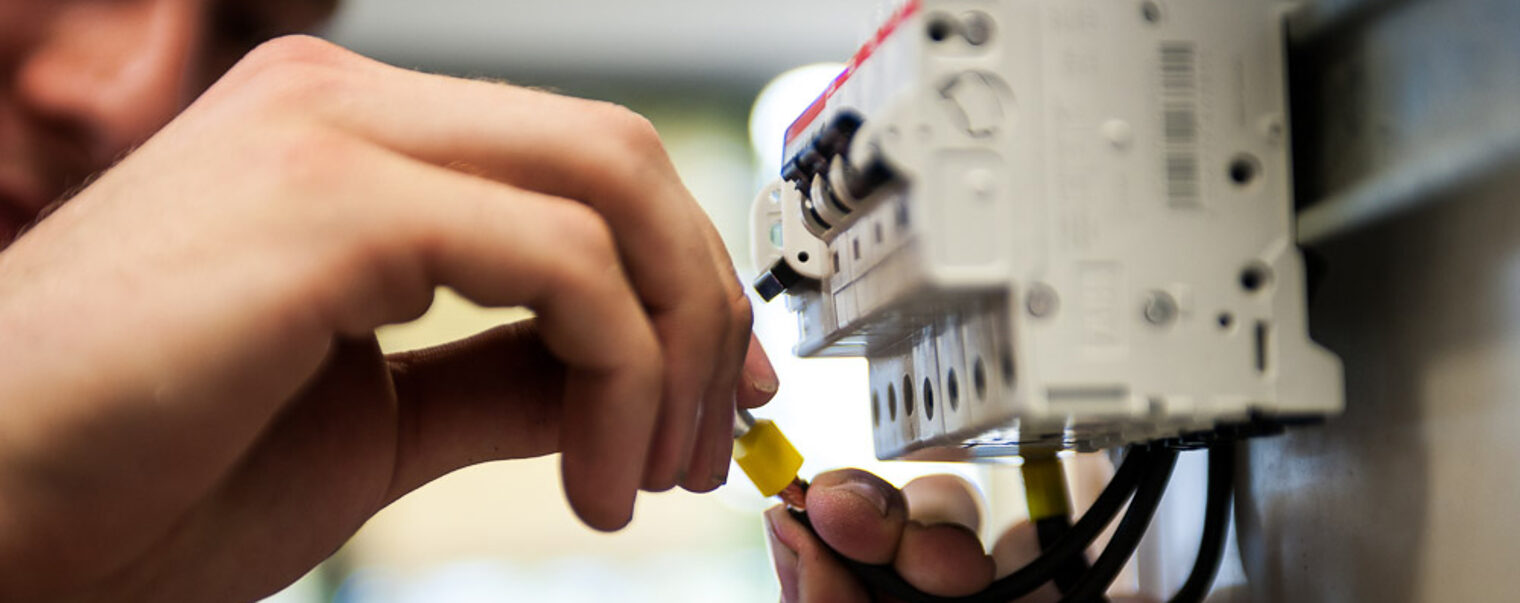 Elektrotechnik, Kabel anschließen, Steckverbindung, Meisterausbildung