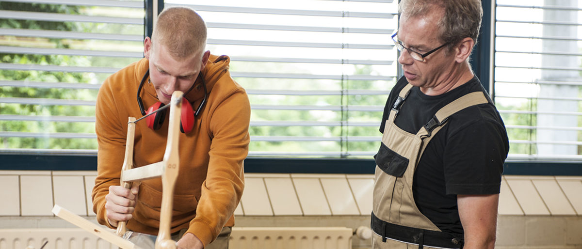Ausbildung, ÜLU, Weiterbildung, Meisterausbildung, Meisterschule, Tischler, Holz