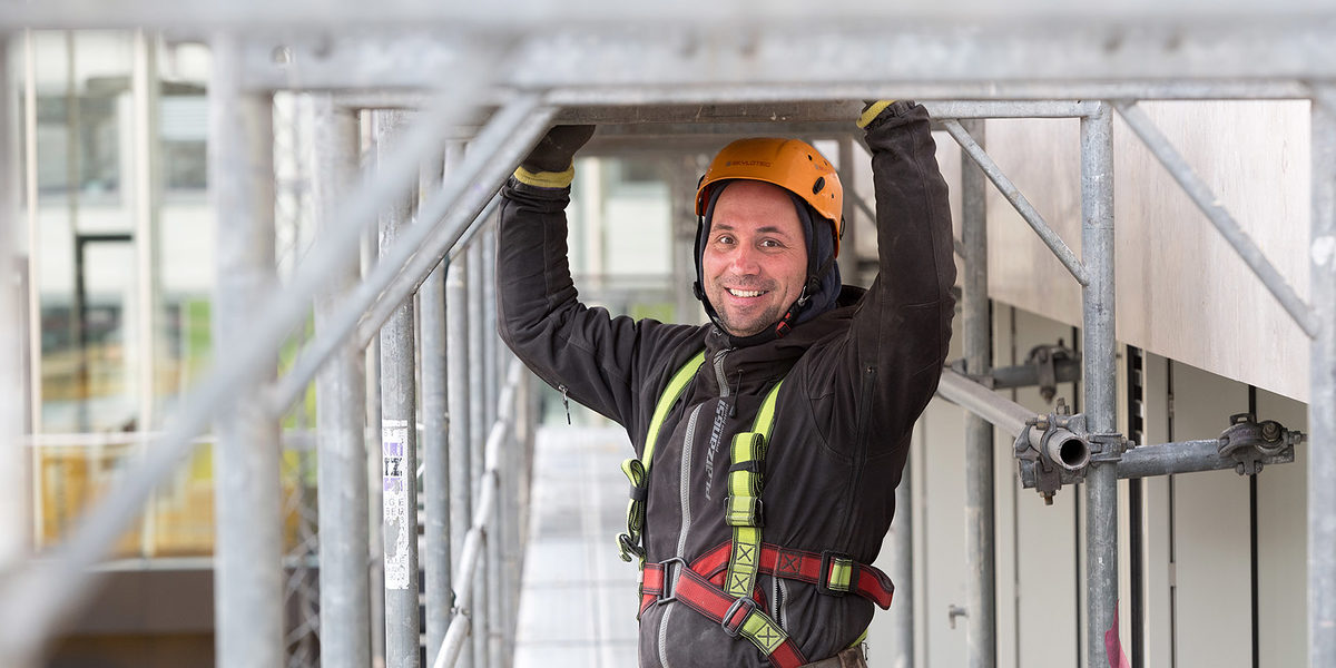 Das Berufsbild des Geruestbauers. Das Berufsbild des Geruestbauers. Schlagwort(e): Arbeit, Soziales, 9000000, labour, Lavoro, mano de obra, Social, Arbeitnehmer, 9016000, empleados, employee, Lavoratore, Personnel, Gerüstbauer, Geruestbauer, Handwerker, Handwerk